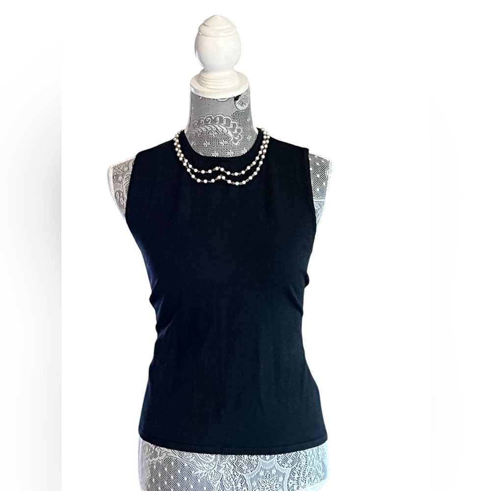 August Silk Black Sleeveless Top with Sewn-In Pearls – Size Large